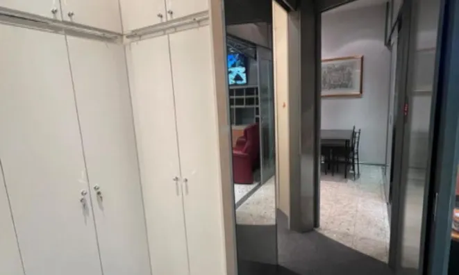 Недвижимость Офисное помещение ВТЦ Бежиград: 7