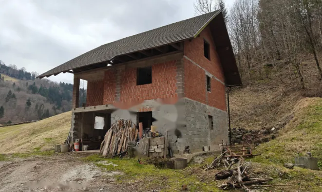 Недвижимость Дом, Поляне, Церкно: 2