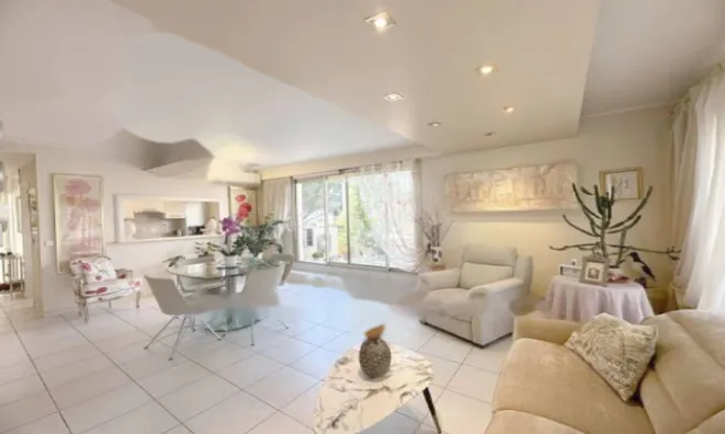 Недвижимость Apartment Marina-La Roubine: 4