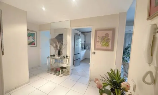 Недвижимость Apartment Marina-La Roubine: 10