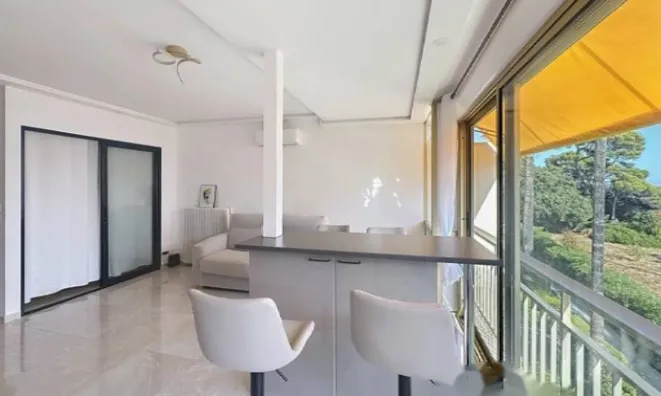 Недвижимость Apartment Croix des Gardes: 4