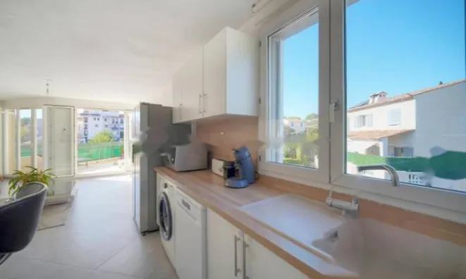 Недвижимость Apartment La Bocca Nord: 4