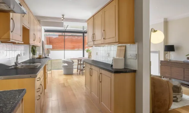 Недвижимость Flood Street: 13