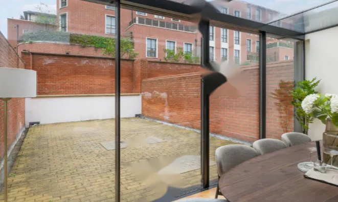 Недвижимость Flood Street: 14