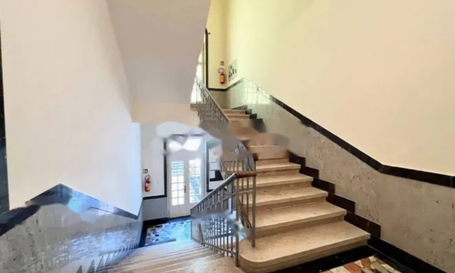 Недвижимость Трёхкомнатная квартира в Центре: 8