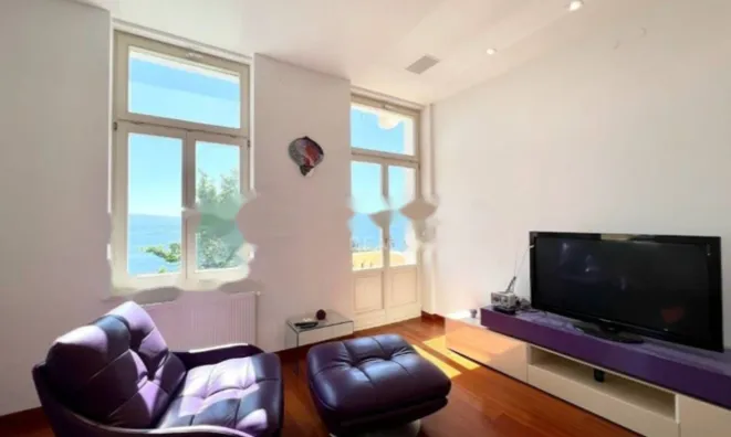 Недвижимость Трёхкомнатная квартира в Центре: 10