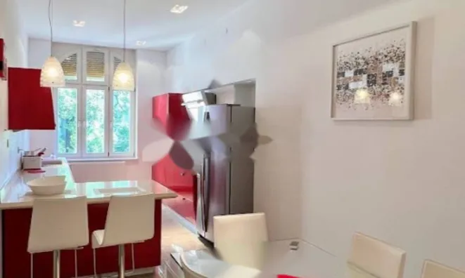 Недвижимость Трёхкомнатная квартира в Центре: 16