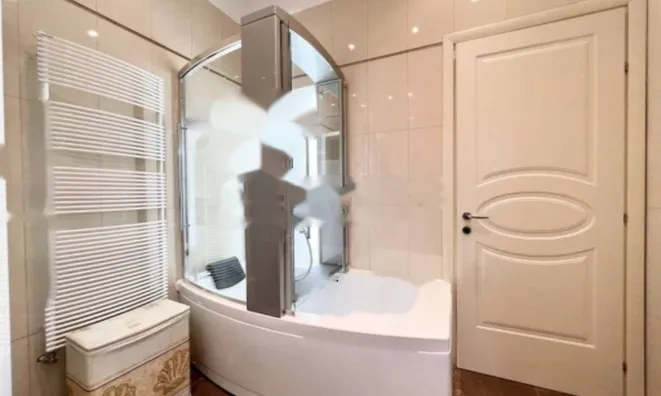 Недвижимость Трёхкомнатная квартира в Центре: 25