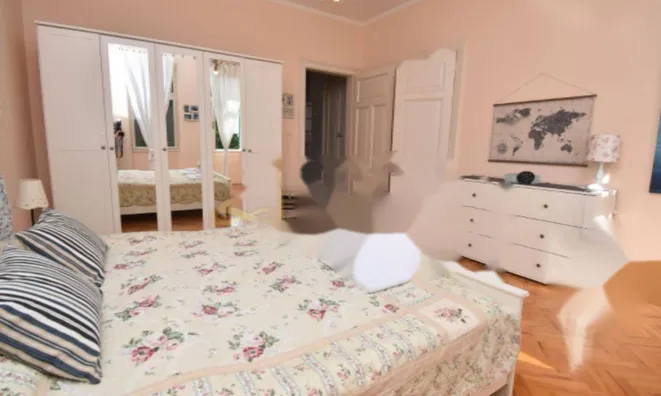 Недвижимость Двухкомнатная квартира Центр: 10