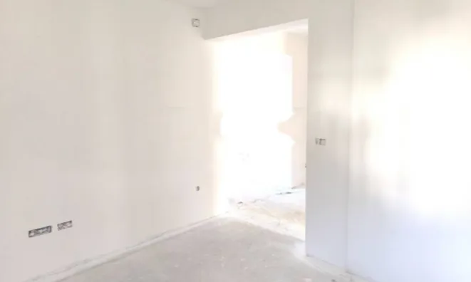 Недвижимость Трехкомнатная квартира, Побрии: 8