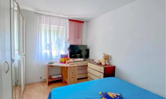 Недвижимость Трехкомнатная квартира в Побрях: 3