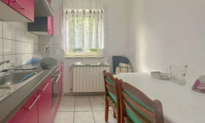 Недвижимость Трехкомнатная квартира в Побрях: 8