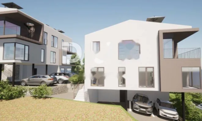 Недвижимость Четырехкомнатная квартира: 17