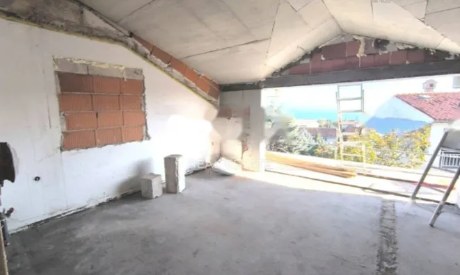 Недвижимость Трёхкомнатная квартира в Опатии: 4