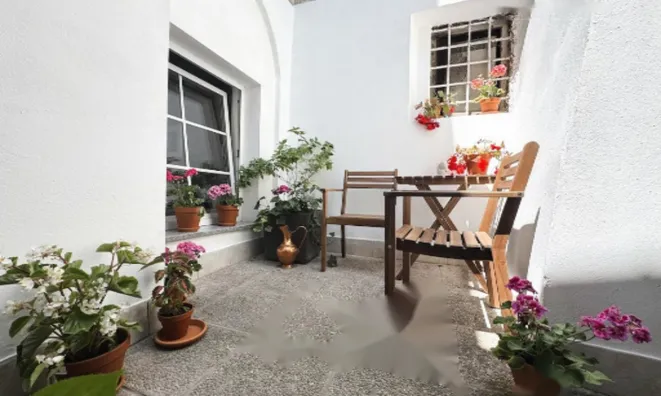 Недвижимость Квартира, 4 комнаты, Центр: 9