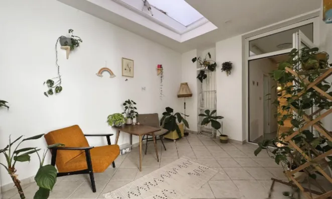 Недвижимость Квартира, 4 комнаты, Центр: 10