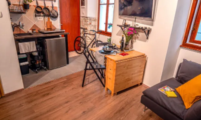 Недвижимость Квартира-студия у площади Тартини: 2