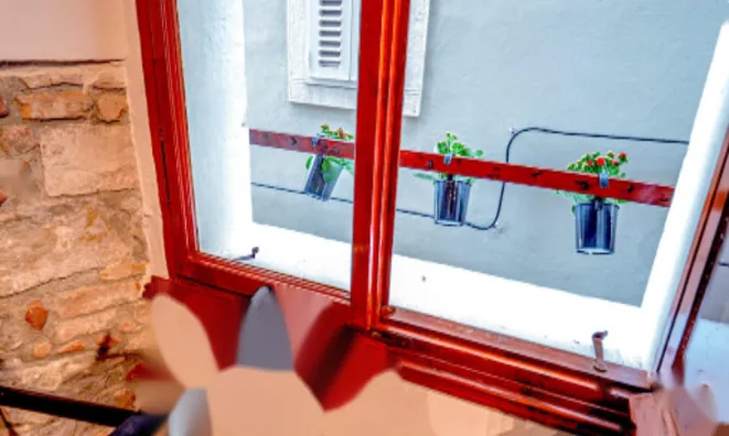 Недвижимость Квартира-студия у площади Тартини: 9