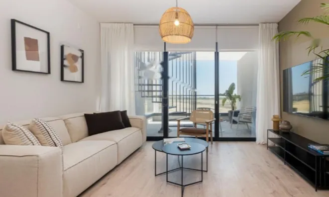 Недвижимость 1 Bedroom Apartment For sale in Tsiflikoudia, Limassol: 2