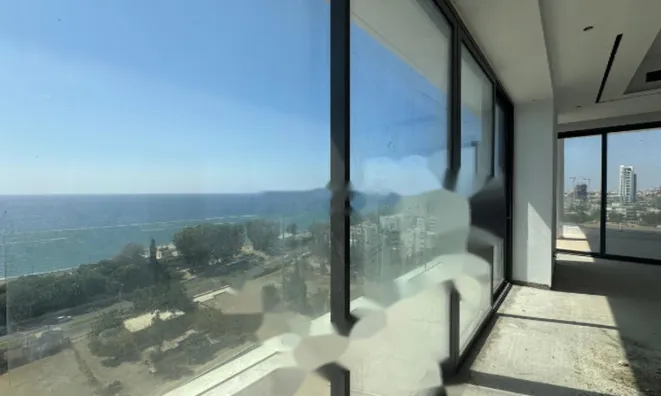 Недвижимость 3 Bedroom Penthouse For Sale in Agios Tychonas, Limassol: 10