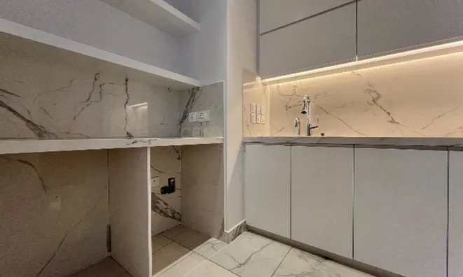 Недвижимость 3 Bedroom Apartment For Sale in Agios Tychonas, Limassol: 15