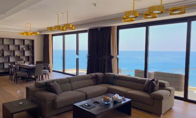 Недвижимость 3 Bedroom Penthouse Apartment in Agios Tychonas, Limassol: 1
