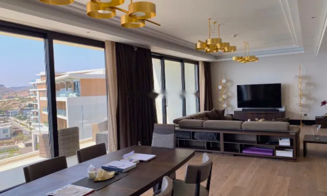 Недвижимость 3 Bedroom Penthouse Apartment in Agios Tychonas, Limassol: 2