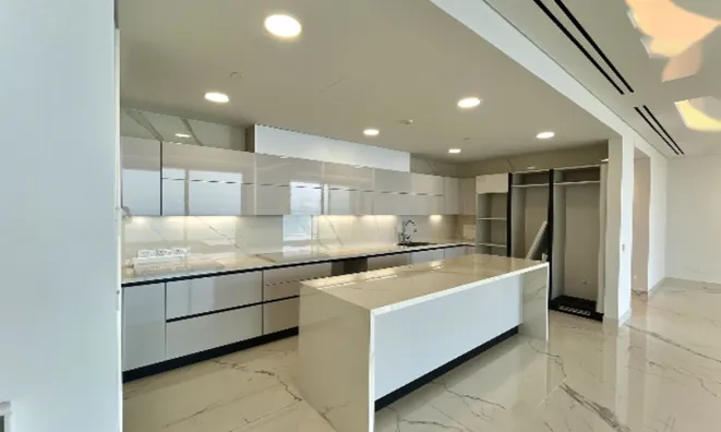 Недвижимость 3 Bedroom Apartment for Sale in Agios Tychonas, Limassol: 4