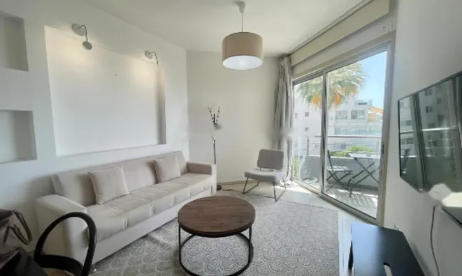 Недвижимость 1 Bedroom Apartment For Sale in Germasogeia, Limassol: 3