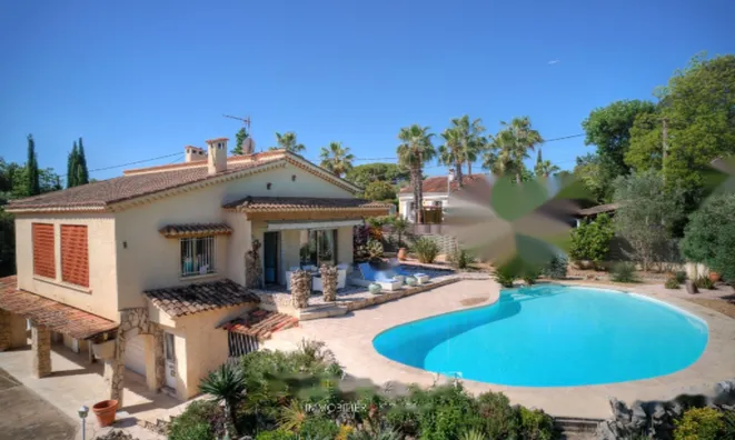 Недвижимость Villa Mougins: 4