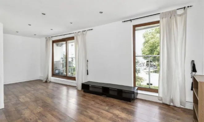 Недвижимость Vallance Road: 7