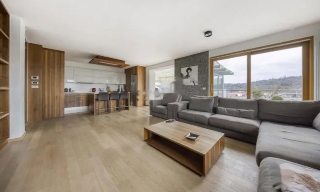 Недвижимость Квартира, 4 комнаты Новое БРДО: 1