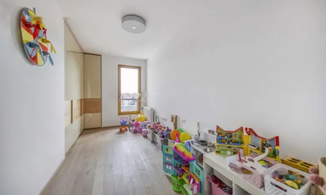 Недвижимость Квартира, 4 комнаты Новое БРДО: 15