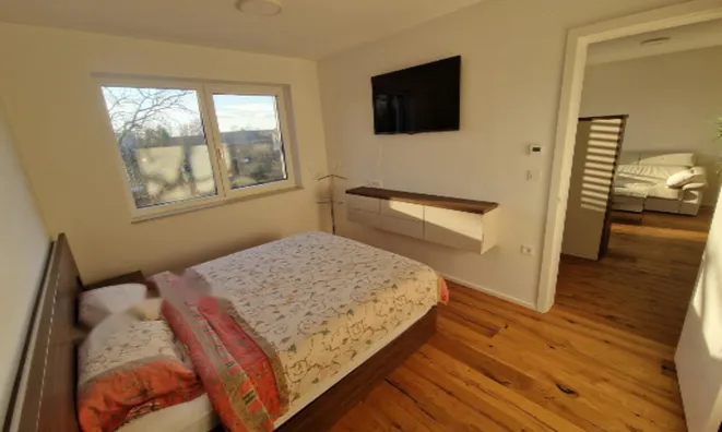 Недвижимость Двухкомнатная квартира Чрна Вас: 12