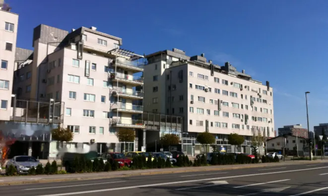 Недвижимость Квартира, 3 комнаты Бежиград: 1