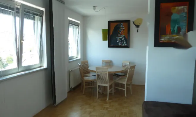 Недвижимость Квартира, 3 комнаты Бежиград: 3