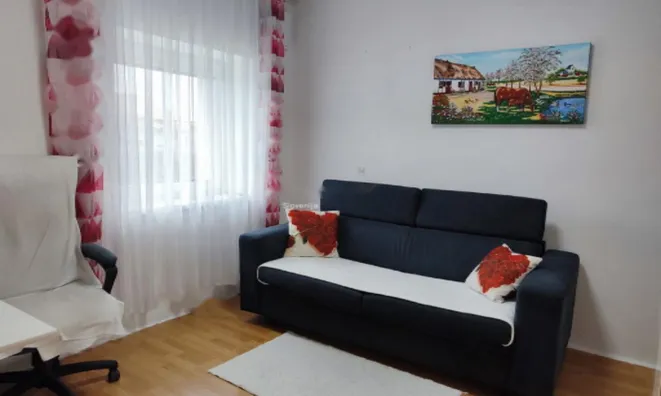 Недвижимость Трёхкомнатная квартира на улице Повешка: 6