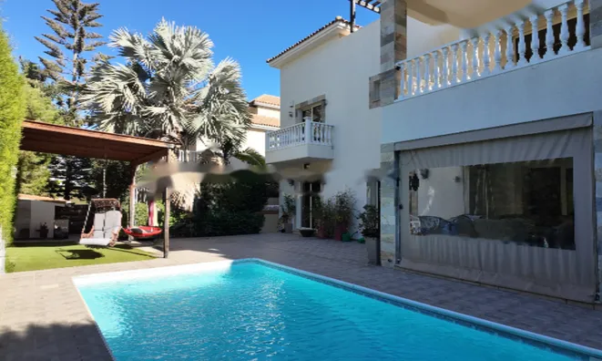 Недвижимость Stunning 4-Bedroom Villa in Agios Athanasios – Just Steps from the Beach: 1