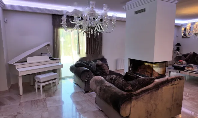 Недвижимость Stunning 4-Bedroom Villa in Agios Athanasios – Just Steps from the Beach: 5