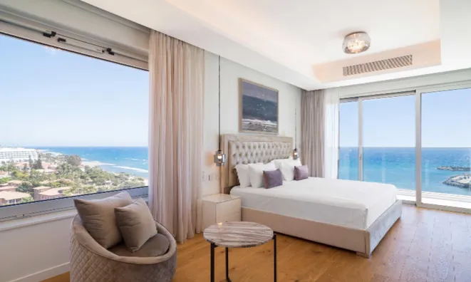 Недвижимость 2 Bedroom Luxury Apartment for Sale in Limassol, Pyrgos Coastal: 1