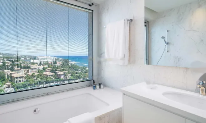 Недвижимость 2 Bedroom Luxury Apartment for Sale in Limassol, Pyrgos Coastal: 9