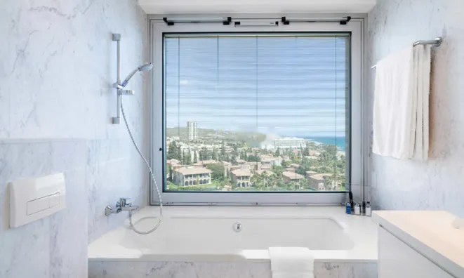 Недвижимость 2 Bedroom Luxury Apartment for Sale in Limassol, Pyrgos Coastal: 11