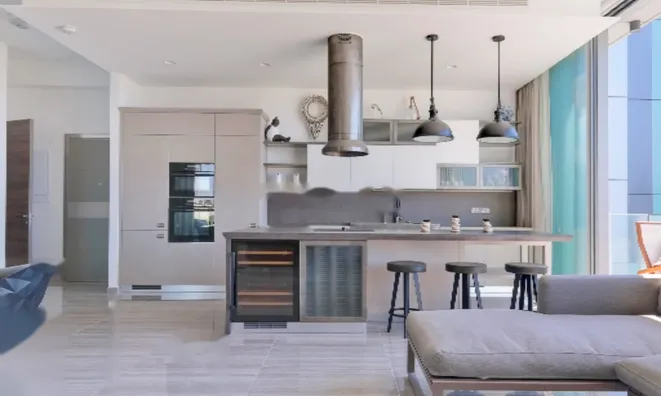 Недвижимость 3 Bedroom Apartment For Sale in Agios Tychonas, Limassol: 1