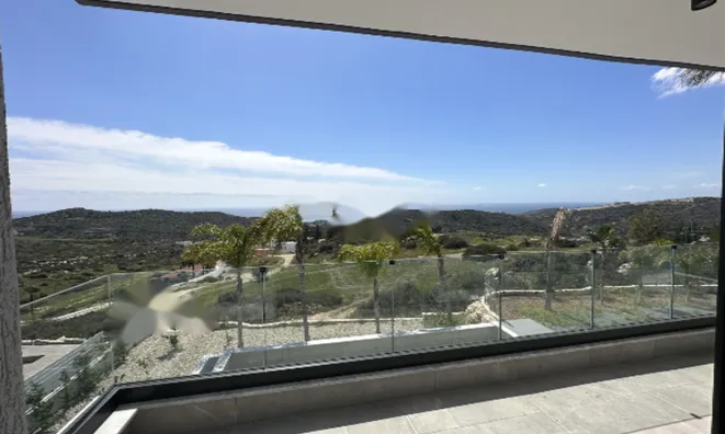 Недвижимость 6 Bedroom Villa For Sale in Parekklisia: 14