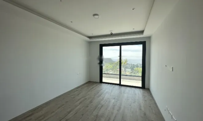 Недвижимость 6 Bedroom Villa For Sale in Parekklisia: 16