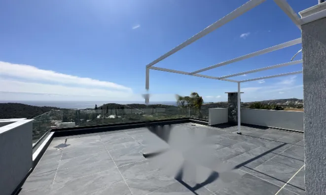 Недвижимость 6 Bedroom Villa For Sale in Parekklisia: 27