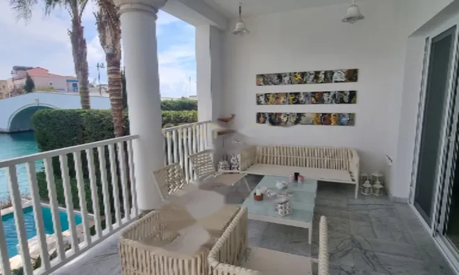 Недвижимость 3 Bedroom Villa For Sale in Limassol Marina: 4