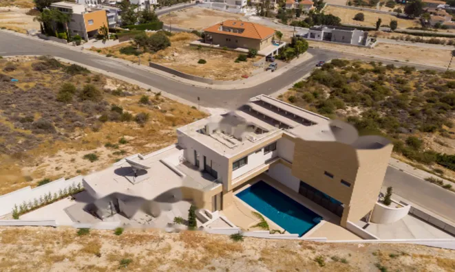 Недвижимость 5 Bedroom Villa For sale in Germasogeia, Limassol: 2