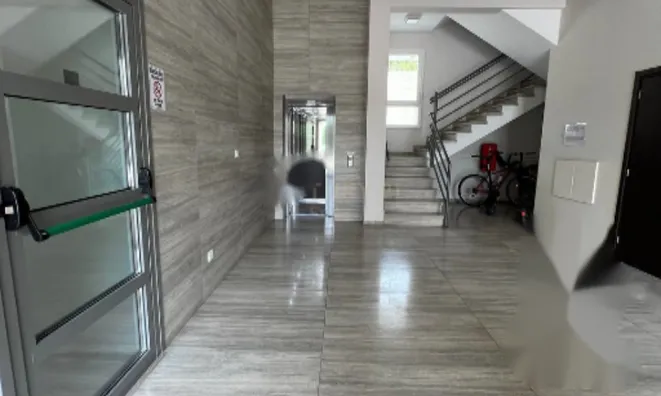 Недвижимость 4 Bedrooms Apartment in Parekklisia, Limassol: 20