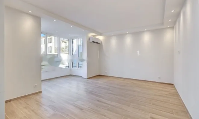 Недвижимость Apartment Cannes Center: 12